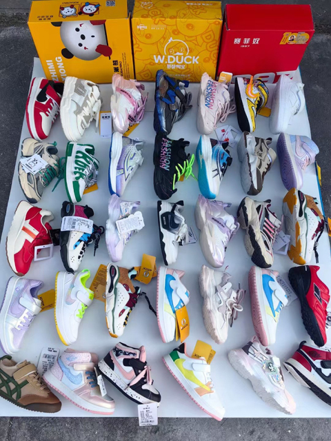 Simple elegant fashionable cool and stylish appearance new casual items for boys and girls in stock now available sports shoes dry comfortable breathable high-quality fabric children's walking sports shoes