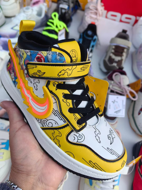 Simple elegant fashionable cool and stylish appearance new casual items for boys and girls in stock now available sports shoes dry comfortable breathable high-quality fabric children's walking sports shoes