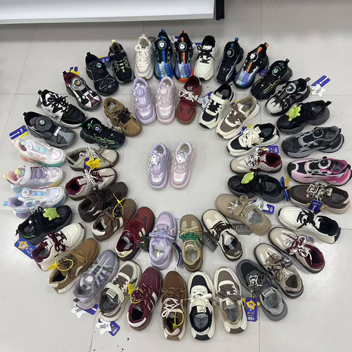 New Children's Sports Shoes Single Shoes Children's Board Shoes Spring and Autumn Breathable Children's Board Shoes Children's Color blocked Spring Children's Korean Edition Casual Board Shoes Children's Sports Shoes