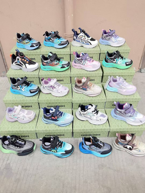 Children's sports shoes casual running shoes outdoor running shoes mesh breathable Student shoes children's sports shoes boys' moral training shoes leather soft sole fashionable and versatile girls' casual shoes
