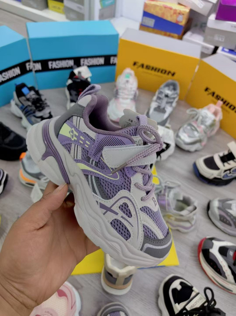 Children's shoes children's sports shoes boys' outdoor hiking and mountaineering shoes Korean version girls' ugly and cute shoes children's sports shoes breathable mesh shoes boys' soft soled running shoes girls' and children's Forrest sports shoes