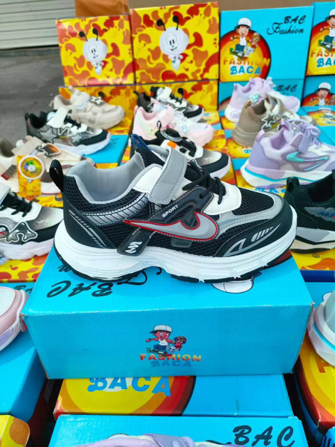 Children's sports shoes princess shoes children's Student shoes soft soled anti slip boys' leather surface two cotton shoes boys' shoes new boys' and girls' running shoes summer single mesh breathable children's sports shoes