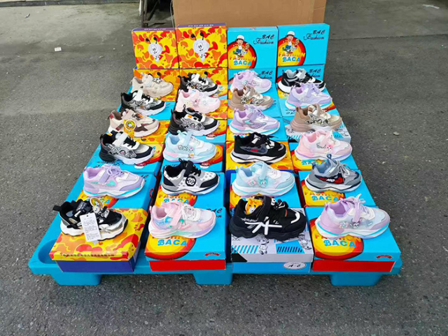 Children's sports shoes princess shoes children's Student shoes soft soled anti slip boys' leather surface two cotton shoes boys' shoes new boys' and girls' running shoes summer single mesh breathable children's sports shoes