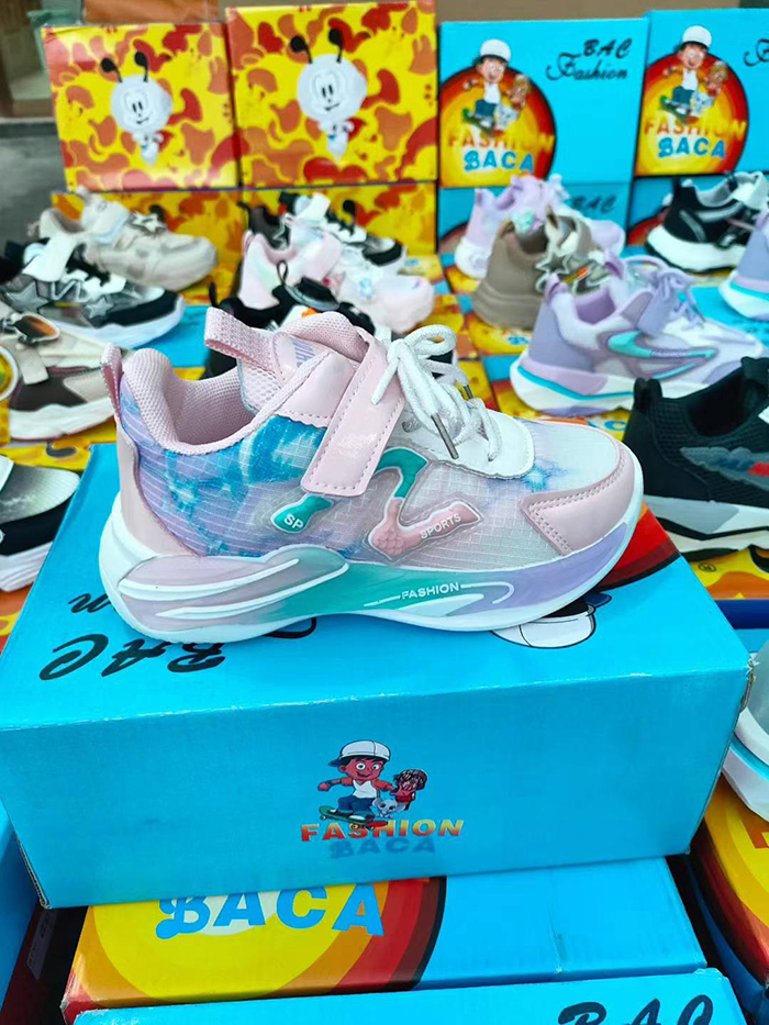 Children's sports shoes princess shoes children's Student shoes soft soled anti slip boys' leather surface two cotton shoes boys' shoes new boys' and girls' running shoes summer single mesh breathable children's sports shoes