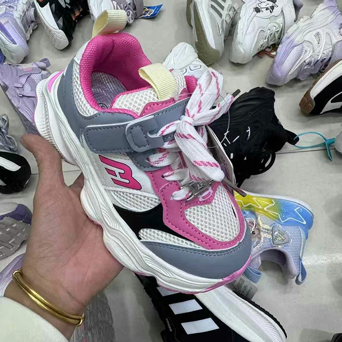 Inventory Children's sports shoes with good workmanship and details  stylish and comfortable  not stuffy  Suitable for boys and girls to go to school and exercise  Versatile casual sports shoes for daily wear