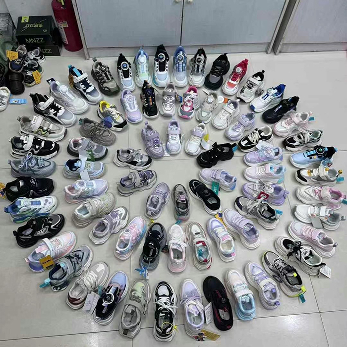 Inventory Children's sports shoes with good workmanship and details  stylish and comfortable  not stuffy  Suitable for boys and girls to go to school and exercise  Versatile casual sports shoes for daily wear