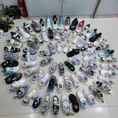 Inventory Children's sports shoes with good workmanship and details  stylish and comfortable  not stuffy  Suitable for boys and girls to go to school and exercise  Versatile casual sports shoes for daily wear