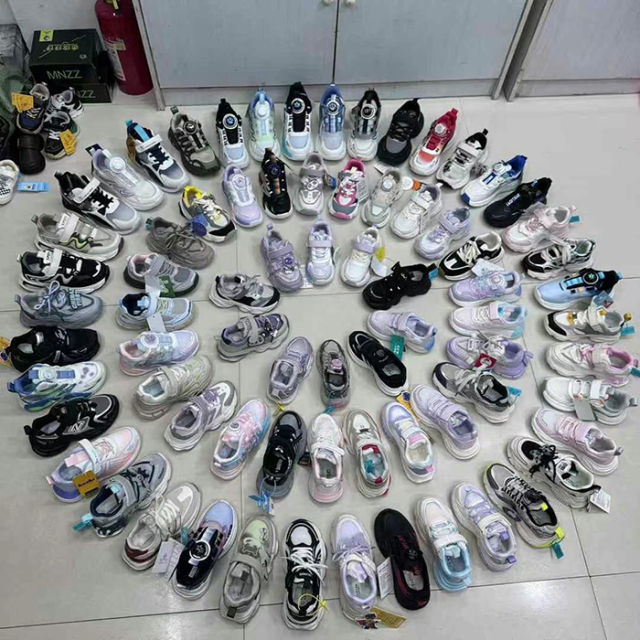 Inventory Children's sports shoes with good workmanship and details  stylish and comfortable  not stuffy  Suitable for boys and girls to go to school and exercise  Versatile casual sports shoes for daily wear