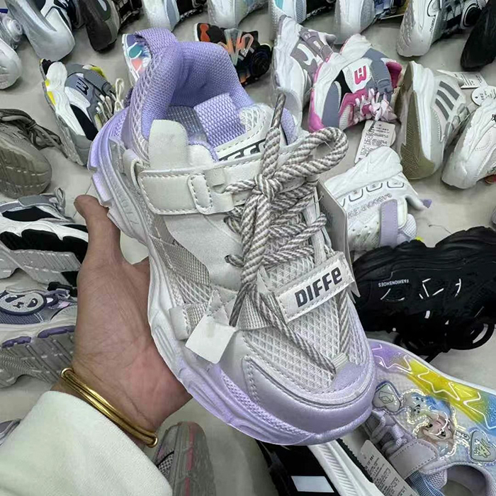 Inventory Children's sports shoes with good workmanship and details  stylish and comfortable  not stuffy  Suitable for boys and girls to go to school and exercise  Versatile casual sports shoes for daily wear