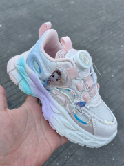Children's sports shoes with lightweight and comfortable soles fresh and beautiful colors and styles designed specifically for boys and girls easy to put on and take off slip resistant and lightweight
