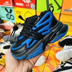Widely used wholesale inventory of children's sports shoes  fashionable and avant-garde styles  suitable for both boys and girls' casual sports shoes  affordable and gentle  easy to bend children's sports shoes