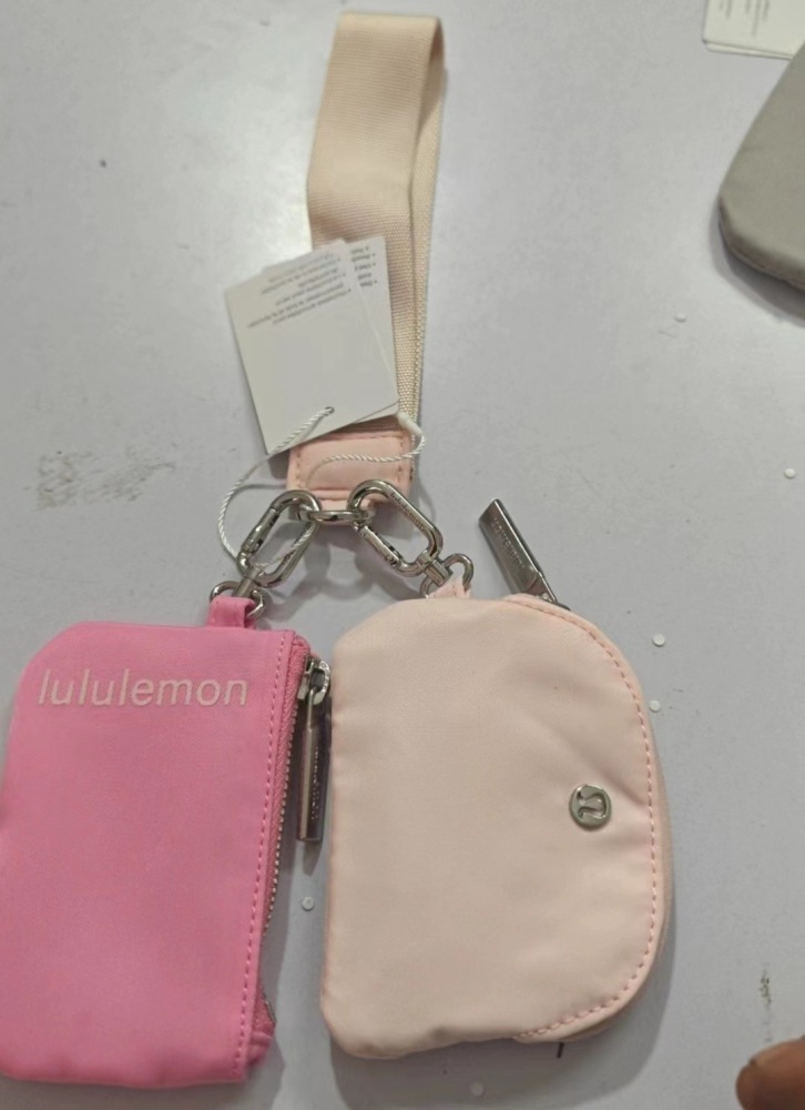 China warehouse Dual Pouch Wristlet Wallet