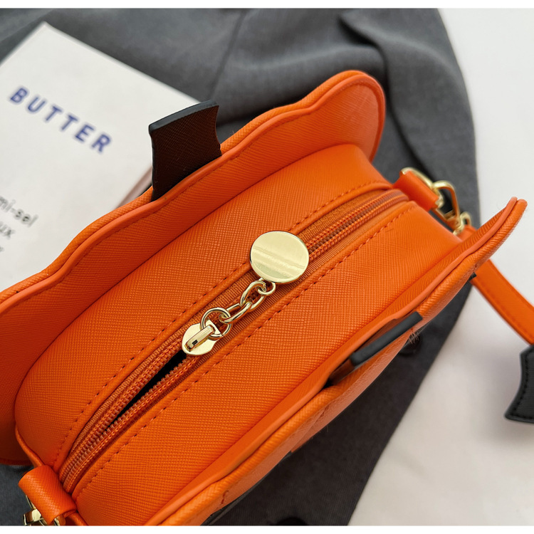 RTS CHINA  Hollaween style PU shoulder bag，Halloween Pumpkin Bag