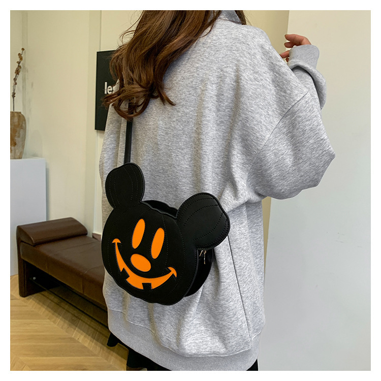 RTS CHINA  Hollaween style PU shoulder bag，Halloween Pumpkin mickey Bag
