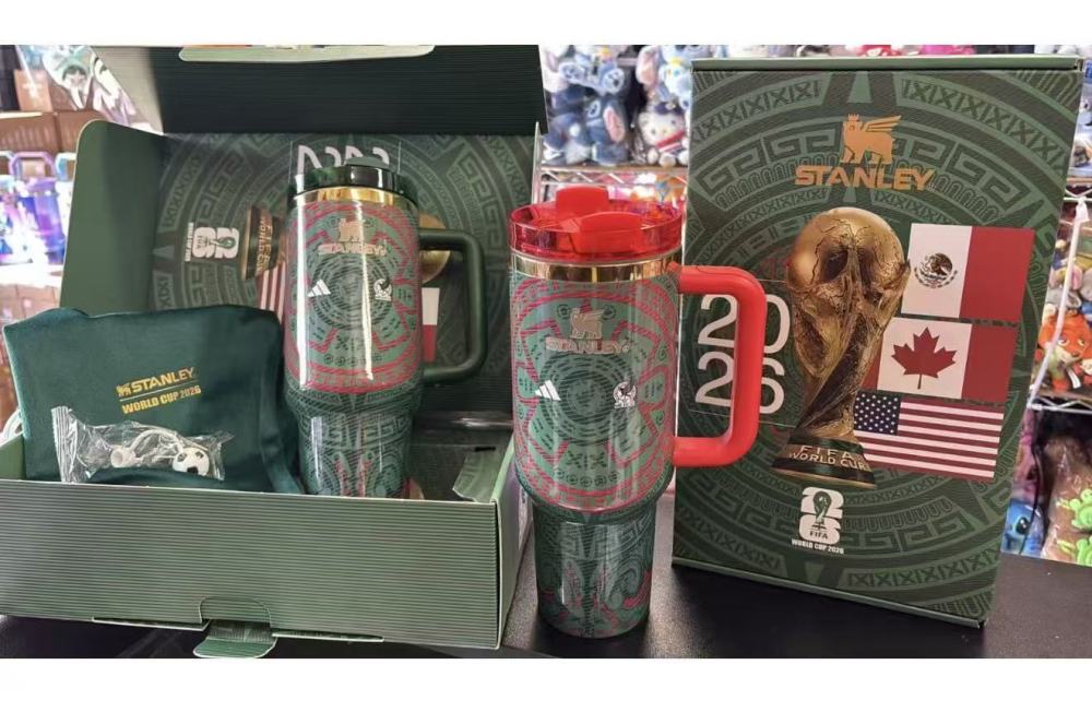 40oz World Cup themed tumblers RTS CHINA