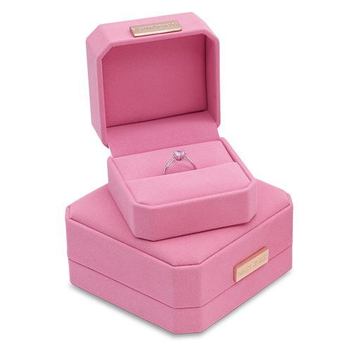 Latest arrival hot selling microfiber jewelry box high quality women jewelry portable storage box