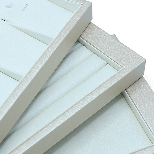 High Quality PU Leather Jewelry Display Tray For Earrings Necklace