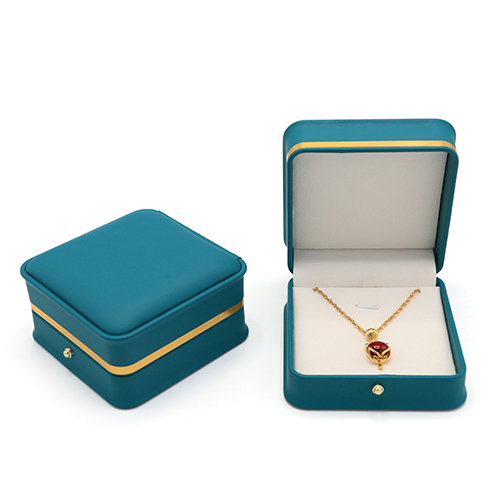 Latest Design PU Leather Pendant Box With Gold Strap Decoration