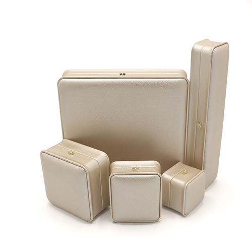 Hot Selling Cream PU Leather Ring Necklace Bracelet Box