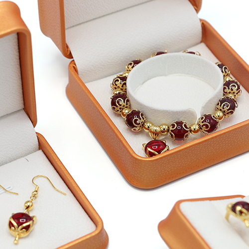 Factory Wholesale Eco Friendly PU Leather Jewelry Storage Box