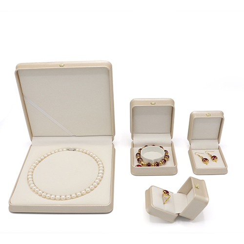 Hot Selling Cream PU Leather Ring Necklace Bracelet Box