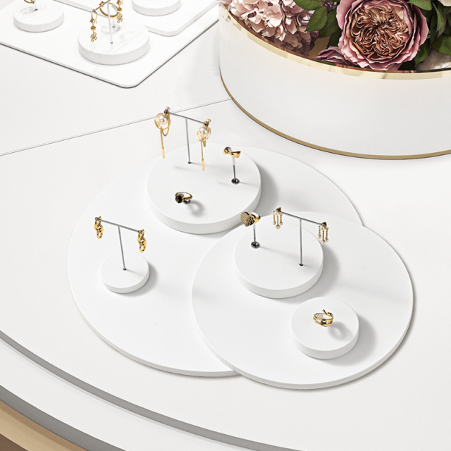 FADELI New Arrival Original White PU Leather Jewelry Display Set for Rings Earrings Display Rack