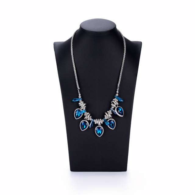 FADELI Custom Black Leather Necklace Pendant Neck Form Display Mannequin Stand for Jewelry Shop Showcase Wooden Necklace Displays