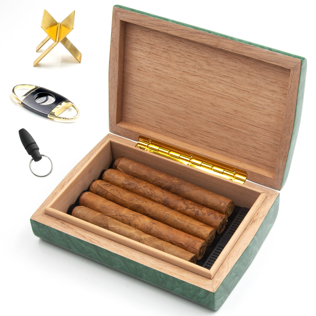FADELI 2025 new Design Desktop Custom Cigar Gift Box Wooden Cigar case Cheap Cigar Humidor with Lighter Accessories for Office