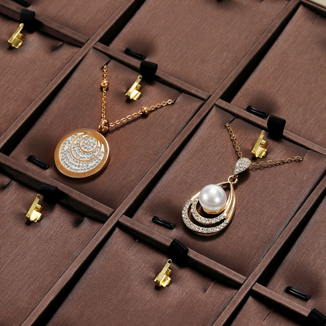 FADELI New High-end PU Jewelry Display Trays Jewelry Rack Holder for Necklace Chain Ring Earrings Bracelet Coffee