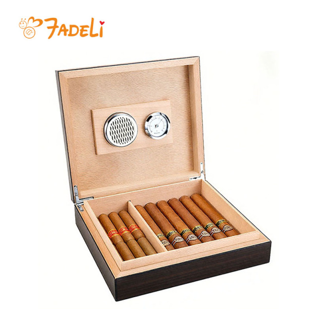 FADELI Custom Cigar Box Cedar Wooden Cigarette Case Cigar Humidor with Humidifier and Hygrometer Piano Lacquer Large Capacity