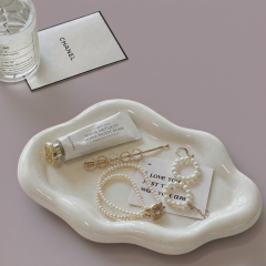 FADELI Factory Direct Sale Ceramic Silver Plated Jewelry Display Tray Simple Irregular Design Ceramic Fashion Tray