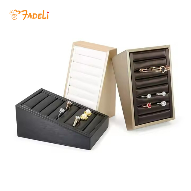 FADELI New Jewelry Display Stand Rack Ladder Shaped Pu Leather Jewelry Display Props for Bracelet Rings