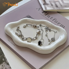 FADELI Factory Direct Sale Ceramic Silver Plated Jewelry Display Tray Simple Irregular Design Ceramic Fashion Tray