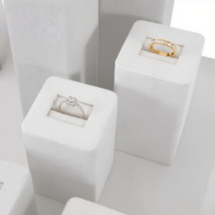 FADELI Newest Luxury Microfiber Display Props Metal Display Stand Jewelry Rack Pendant Bracelet Earring Holder