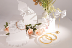 Simple and fashionable display props for plaster jewelry