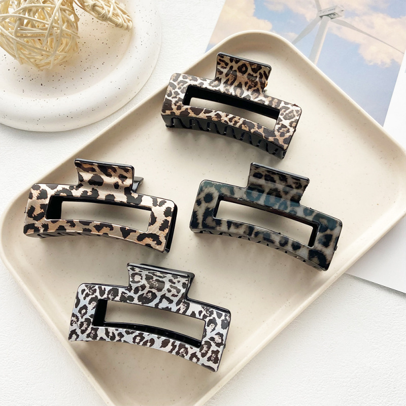 Cross border printing plastic hairpin leopard square hollow grip clip summer high sense large shark clip hair accessories wholesale
