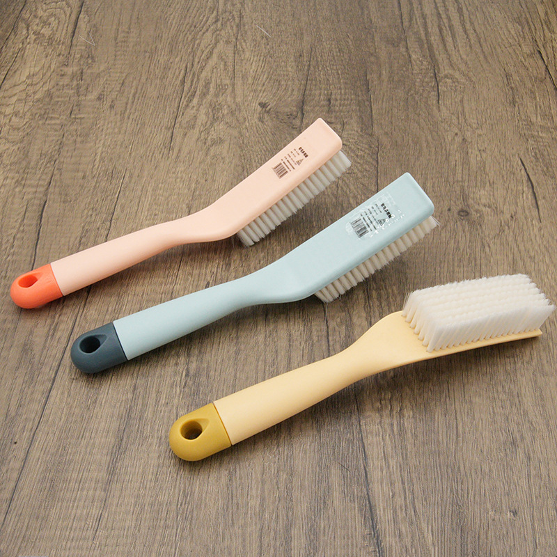 Factory multi-purpose brush macaron color daily necessities two yuan supermarket cleaning household plastic long handle shoe brush wholesale