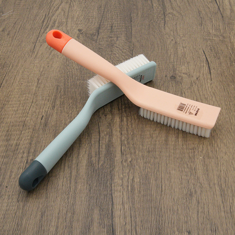 Factory multi-purpose brush macaron color daily necessities two yuan supermarket cleaning household plastic long handle shoe brush wholesale