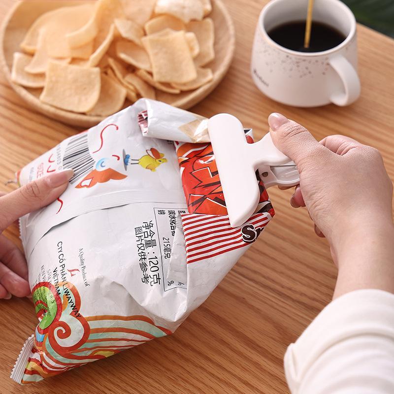 Japanese-style household colorful plastic sealing clip ins style food fresh-keeping clip moisture-proof snack clip sealing clip artifact