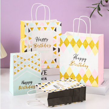 Kraft paper gift bag for birthday