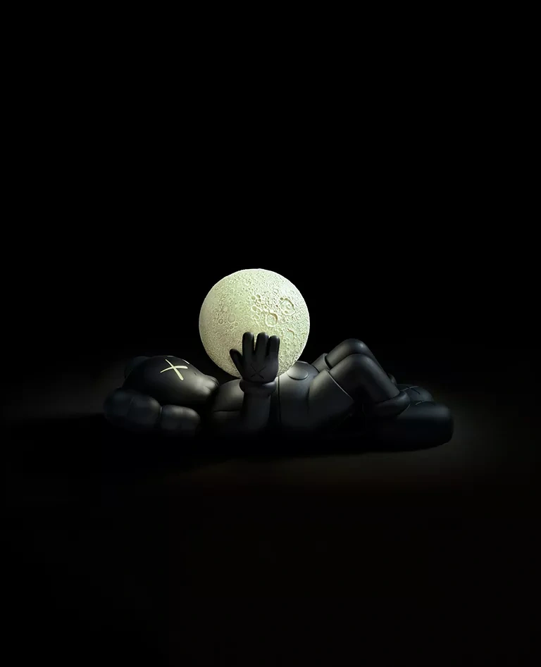 Kaws:Holiday Shanghai doll black