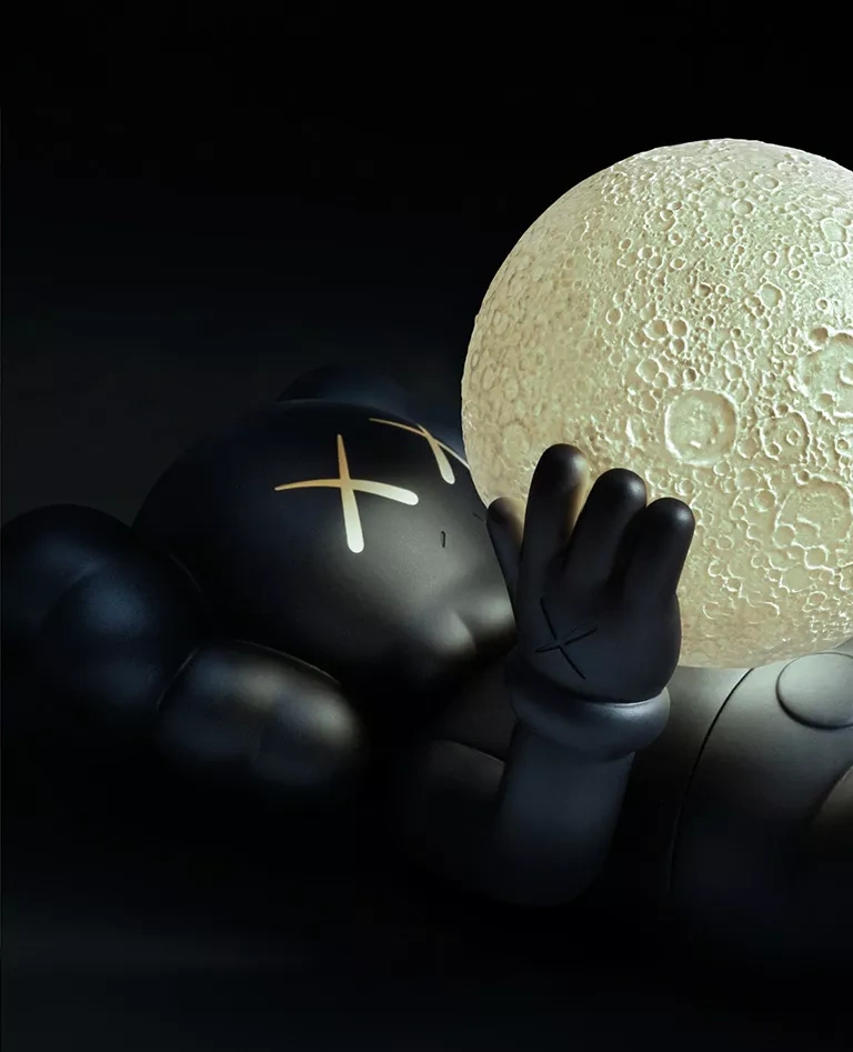 Kaws:Holiday Shanghai doll black