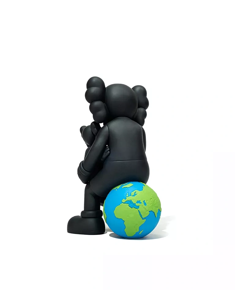 Kaws:Holiday Thailand Doll Black