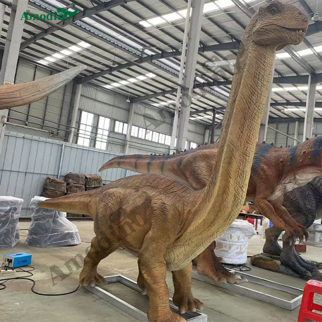 Animatronic Apatosaurus Spray & Customizable for Dinosaur Park