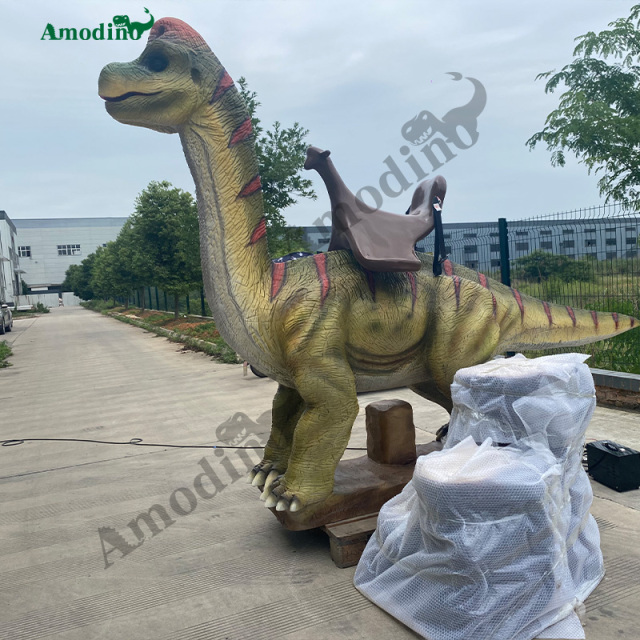 Brachiosaurio Electrónico para Montar con Rociado e Hiperrealista para Centros Comerciales