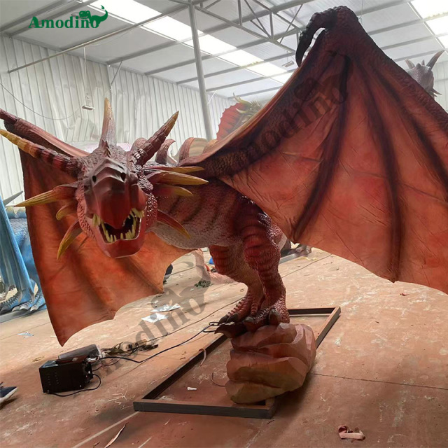 Dragón Volador de Piedra Simulado con Rociado y Agua para Parques Temáticos