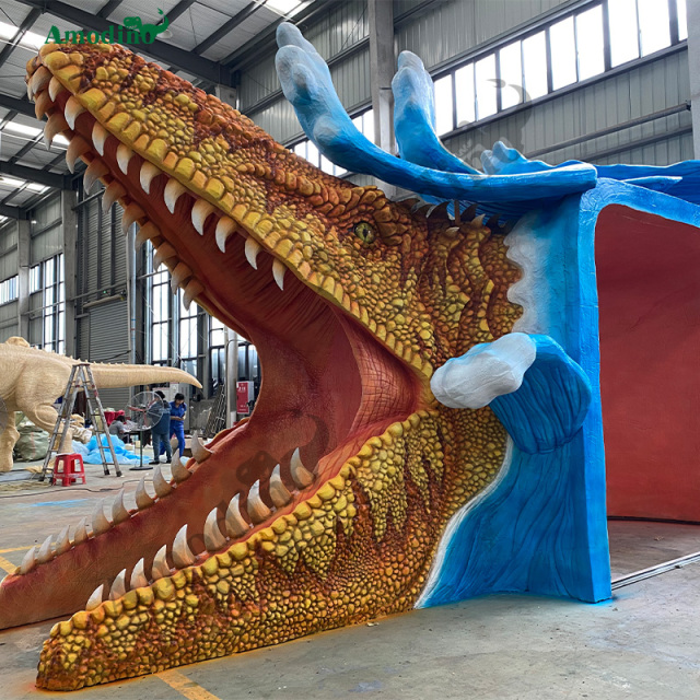 Electronic Dinosaur Door Head Water spray & Customizable for Shopping Mall