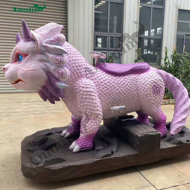 Animatronic White Tiger Car Water spray & Customizable for Amusement Park