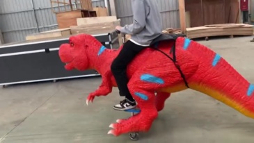 Simulation Tyrannosaurus Rex Car Water spray & Customizable for Amusement Park