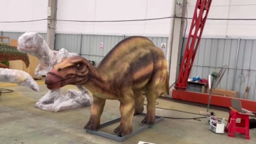 Animatrónico Maiasaura con Rociado e Hiperrealista para Parques de Atracciones
